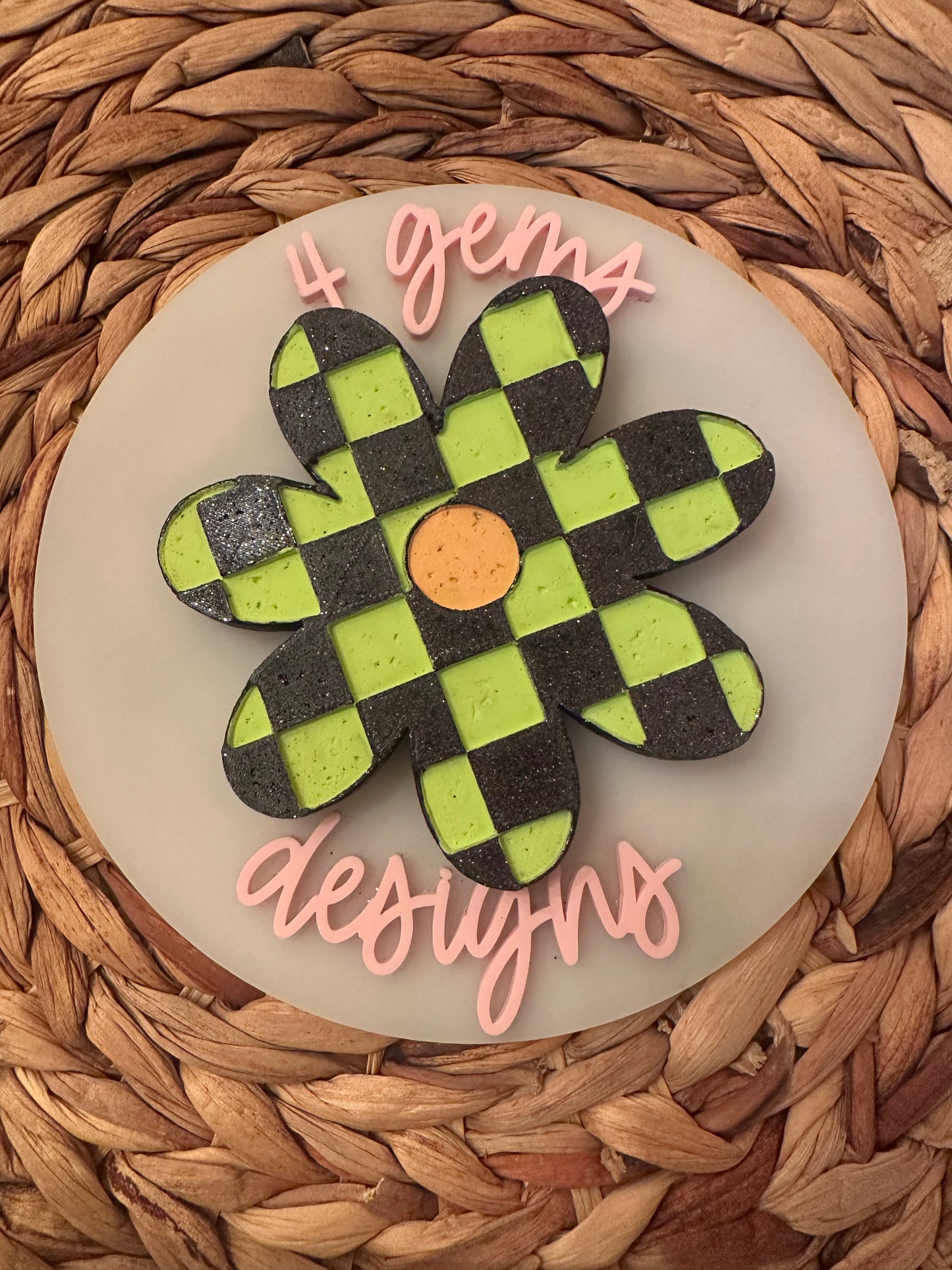 Checkered Flower Freshie